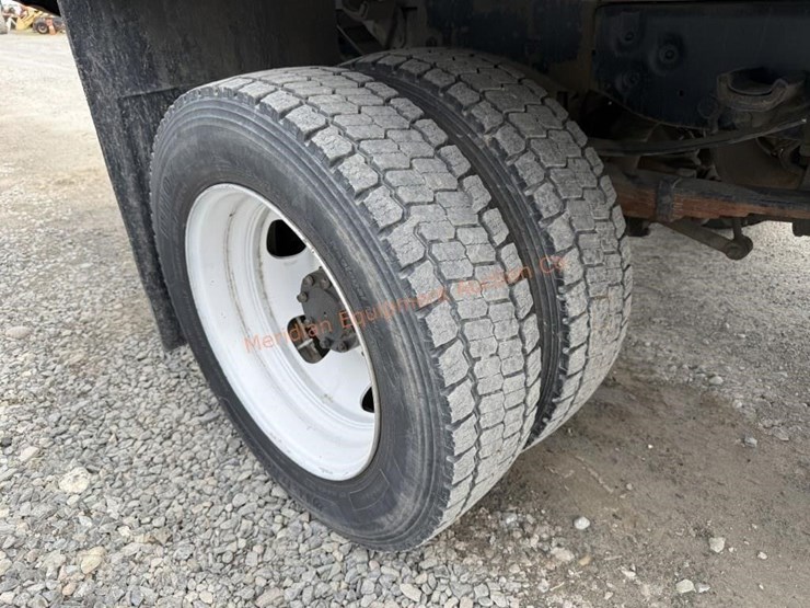 2008-ford-f550-image-10