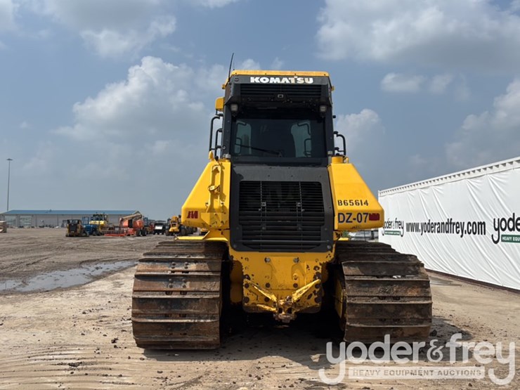 2022-komatsu-d61px-24-image-4