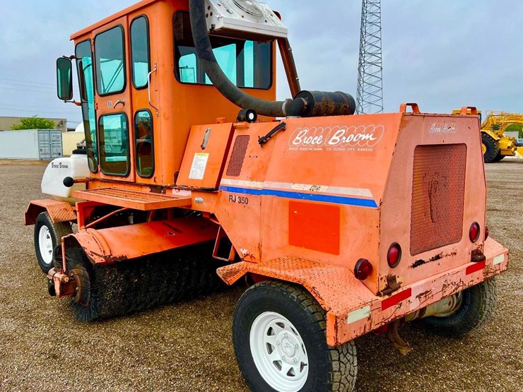 2002-broce-rj350-image-2