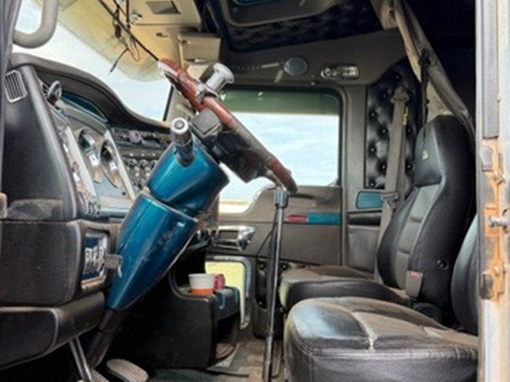 2003-caterpillar-c15-image-4