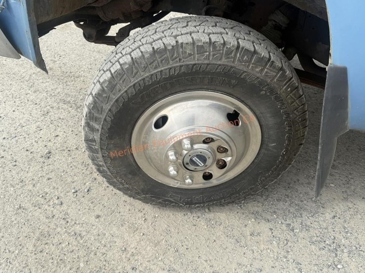 1986-chevrolet-30-image-16