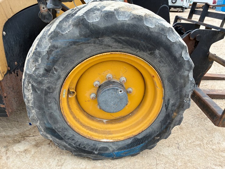 caterpillar-th406c-image-9