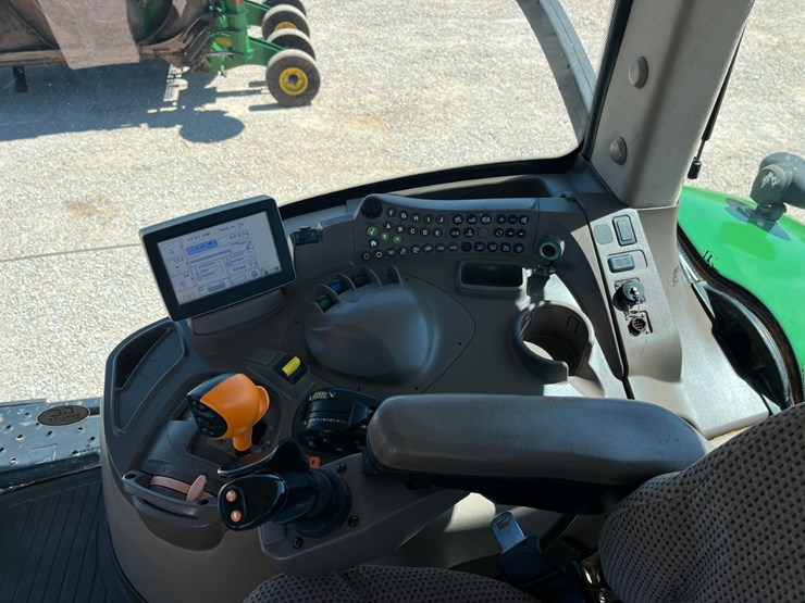 2011-john-deere-7200r-image-24