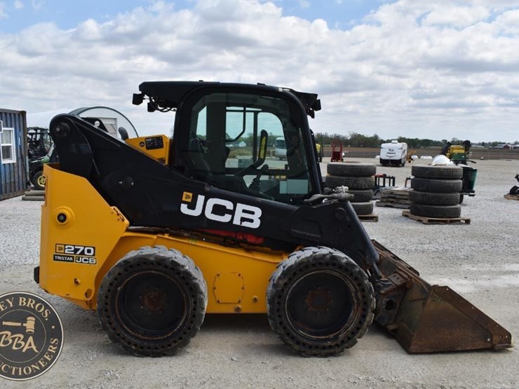 2023-jcb-270-image-11