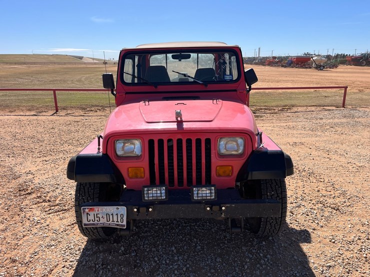 1995-jeep-wrangler-image-2