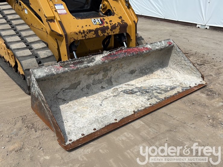 2022-caterpillar-299d3-image-20