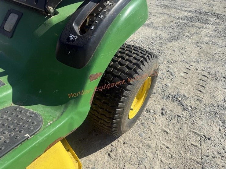 john-deere-115-image-10