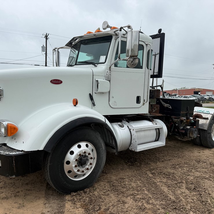 2016 PETERBILT 367