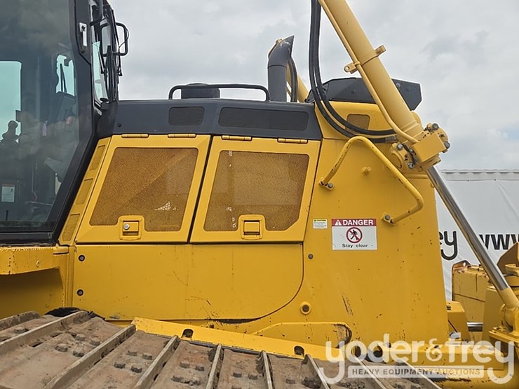 2019-komatsu-d65px-18-image-56