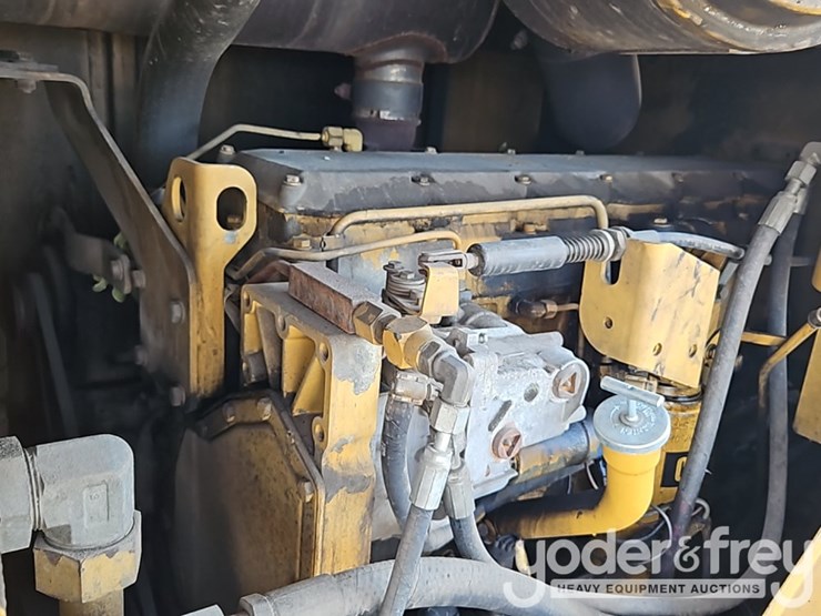 caterpillar-it28g-image-22