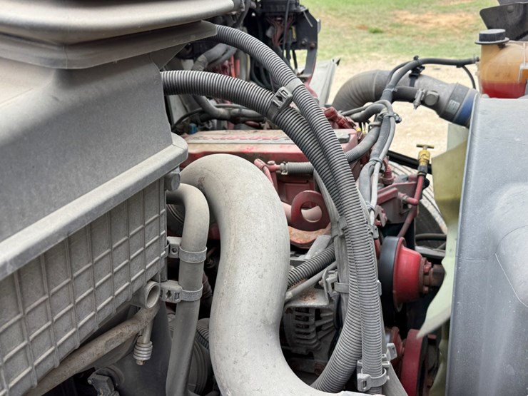 2020-international-mv607-image-10