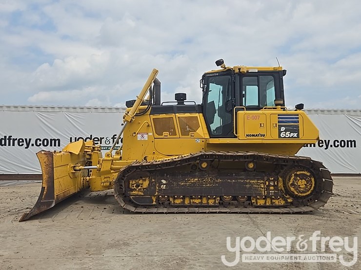 2019-komatsu-d65px-18-image-2