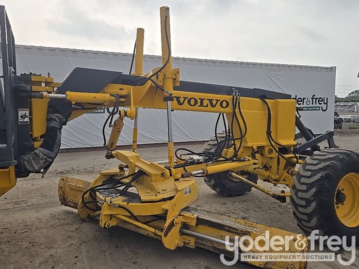 2004-volvo-g80-image-27