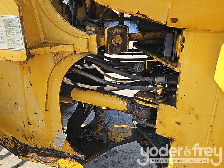 caterpillar-it28g-image-18