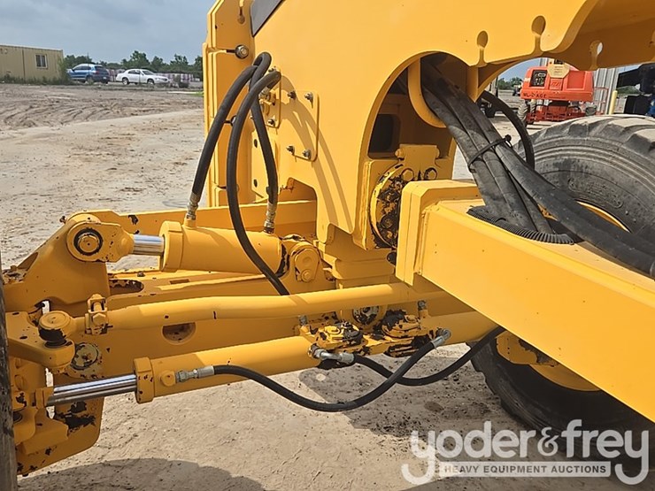 2008-volvo-g940-image-22