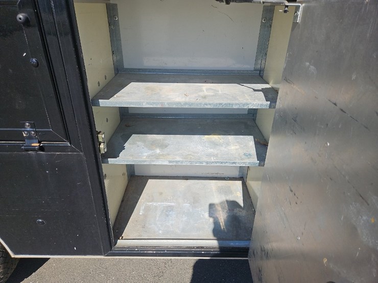 2005-ford-e450-image-18