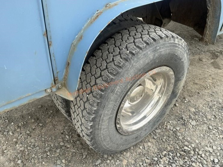 1986-chevrolet-30-image-21