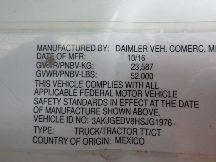 2017-freightliner-cascadia-125-image-18