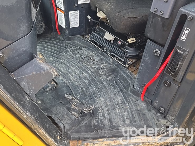 2019-komatsu-d65px-18-image-62