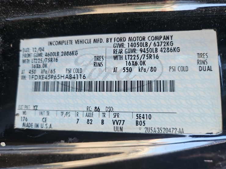 2005-ford-e450-image-35