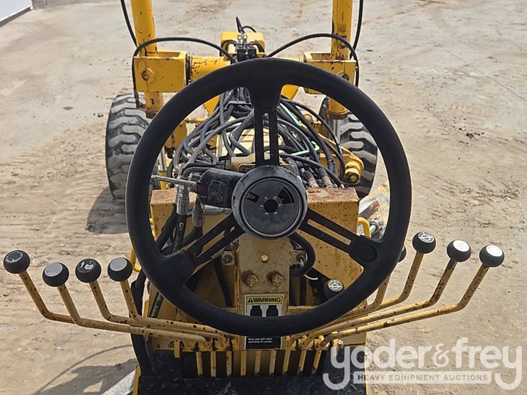 2000-champion-c80a-image-44