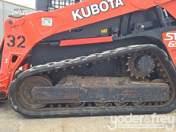 2021-kubota-svl65-2-image-11