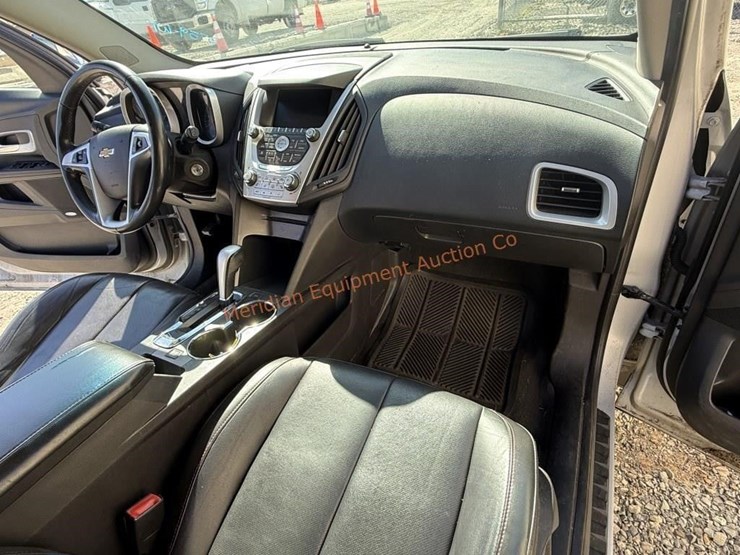 2010-chevrolet-equinox-lt-image-30