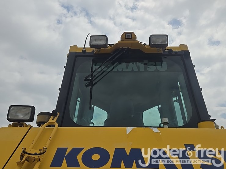 2019-komatsu-d65px-18-image-45