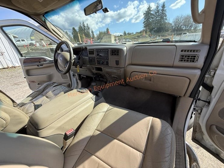 2003-ford-f350-image-24