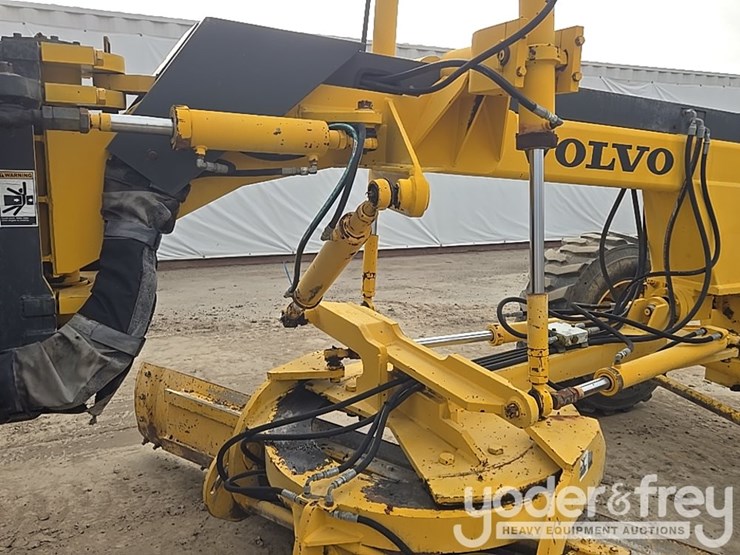 2004-volvo-g80-image-28