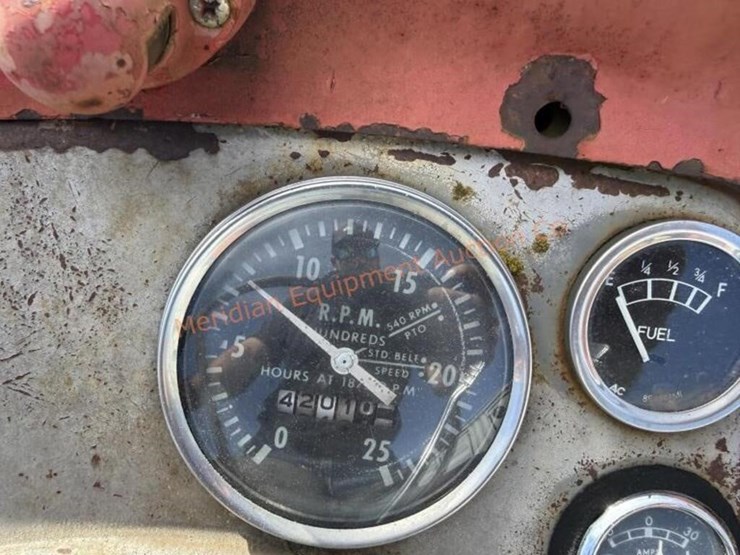 massey-ferguson-175-image-38