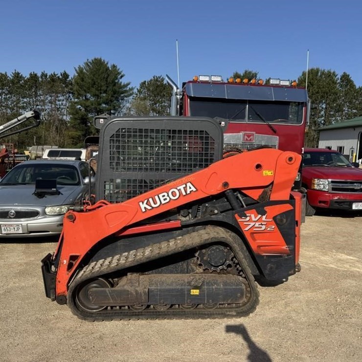 2015 KUBOTA SVL75-2