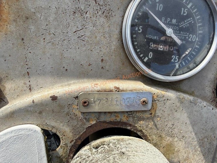 massey-ferguson-175-image-37