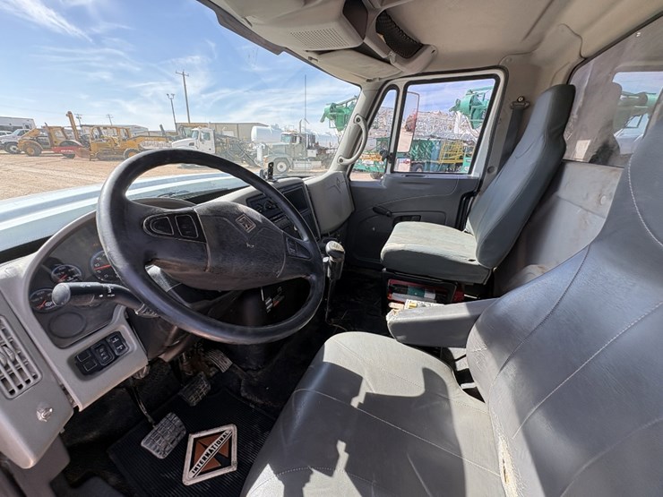 2009-international-workstar-7500-image-9