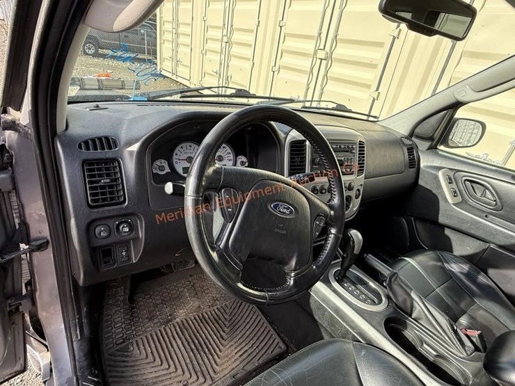 2007-ford-escape-image-42