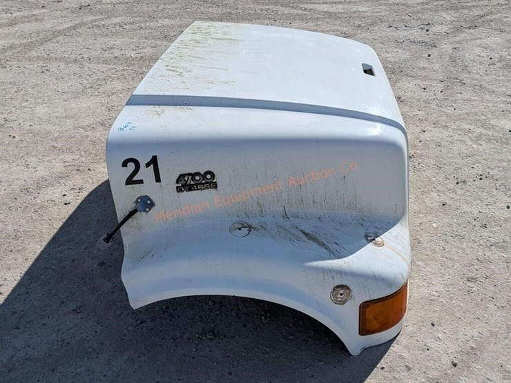 international-4700-image-9