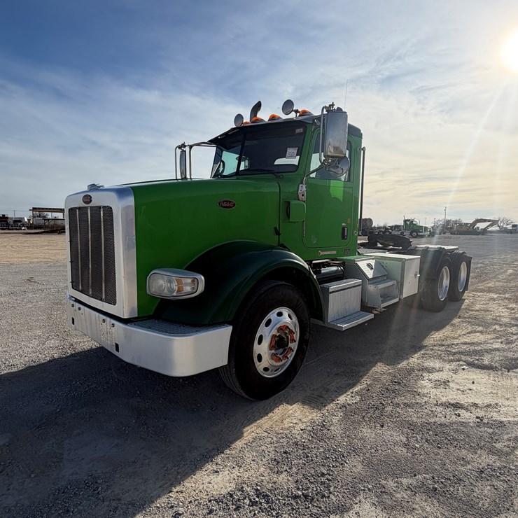 2020 PETERBILT 367