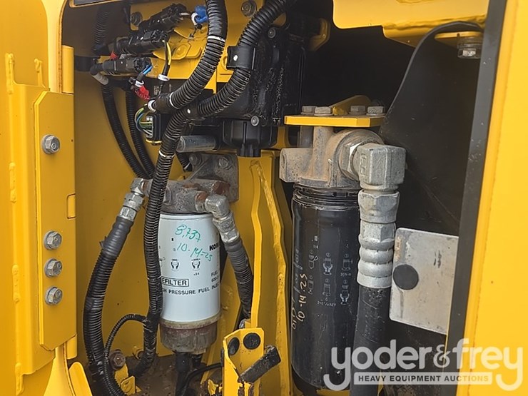 2019-komatsu-d65px-18-image-39