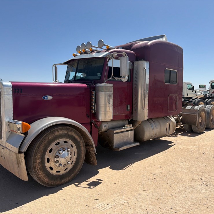 2005 PETERBILT 379