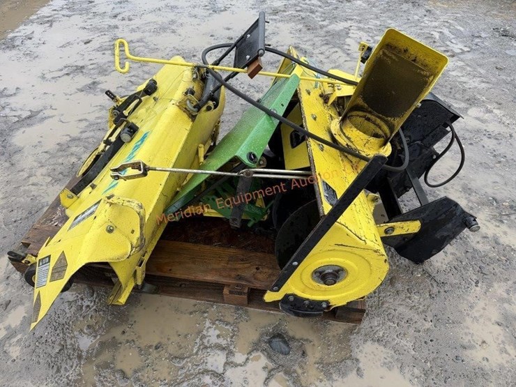 john-deere-212-image-9