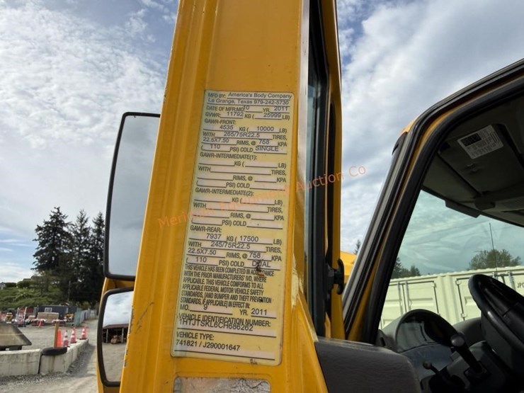 2012-international-4000-image-42