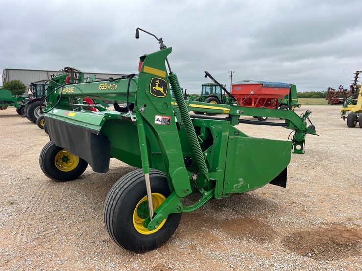 2016-john-deere-635-image-10