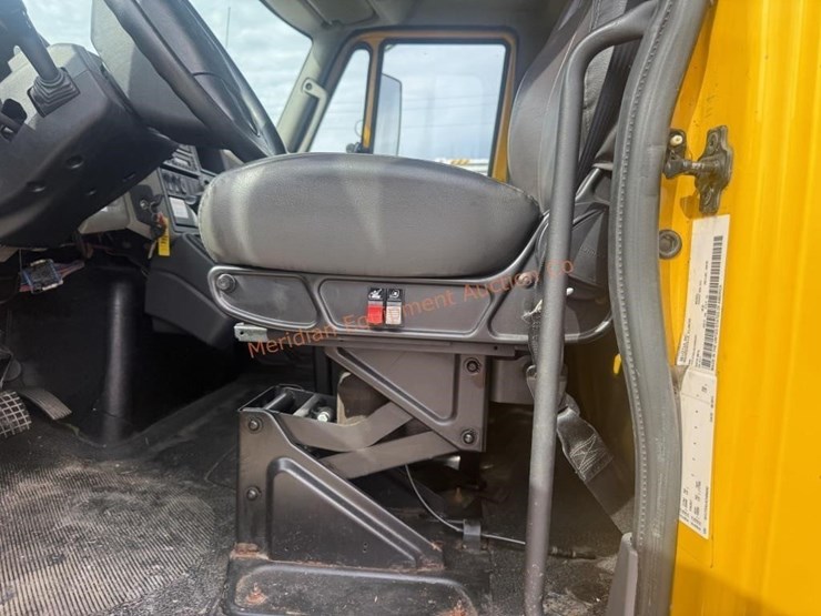 2012-international-4000-image-46