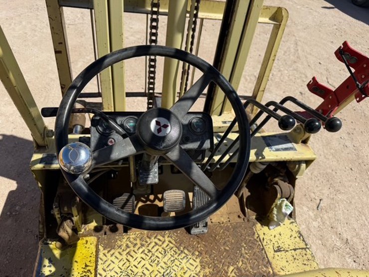 mitsubishi-fd25-image-9