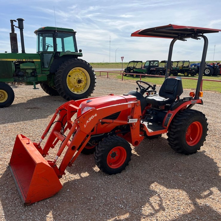 2015 KUBOTA B2320