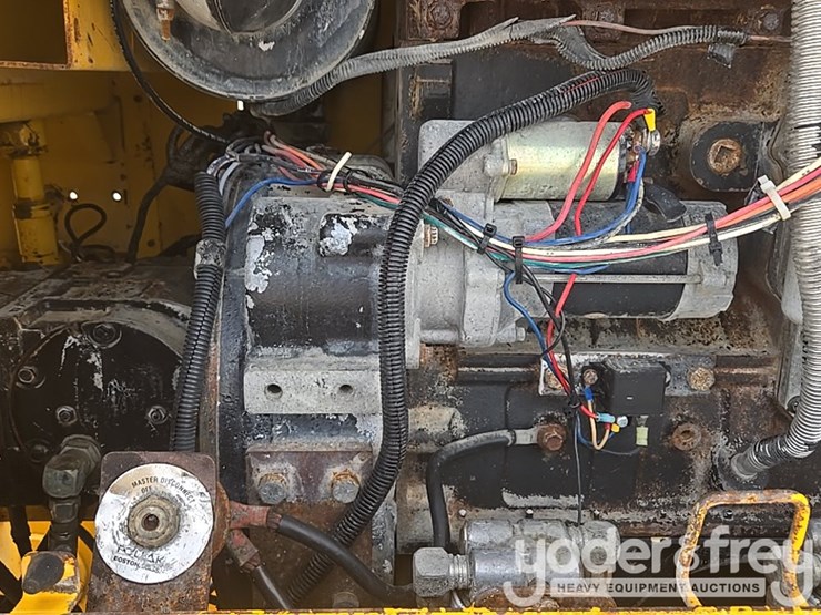 2000-champion-c80a-image-32