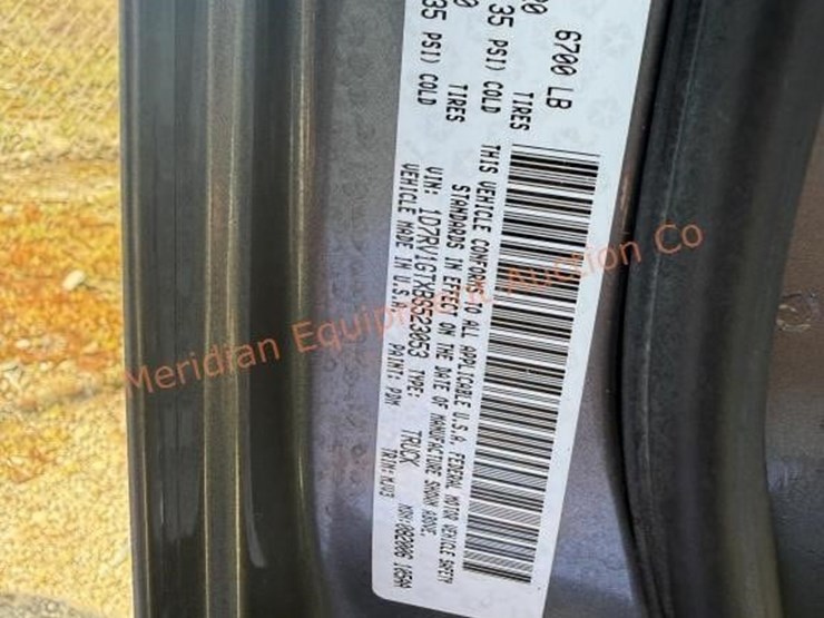 2011-dodge-1500-image-28