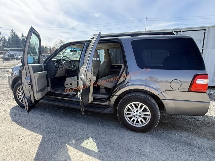 2013-ford-expedition-xlt-image-20