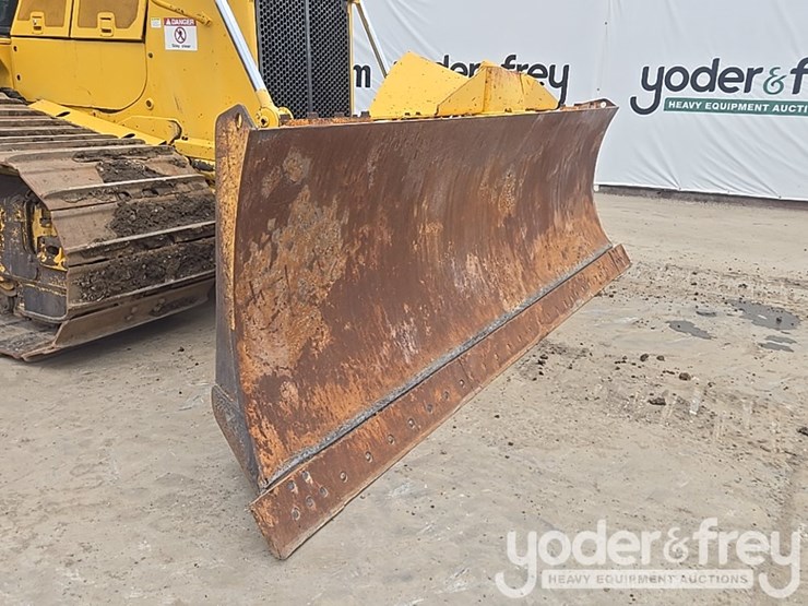 2019-komatsu-d65px-18-image-25