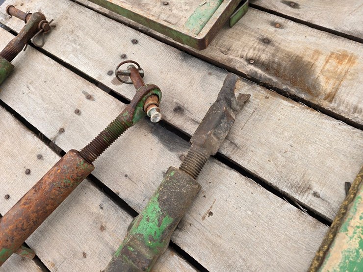 #1016-•-john-deere-top-link-image-3